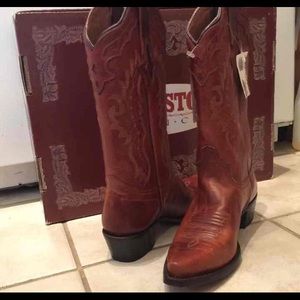 Beautiful cowgirl boots